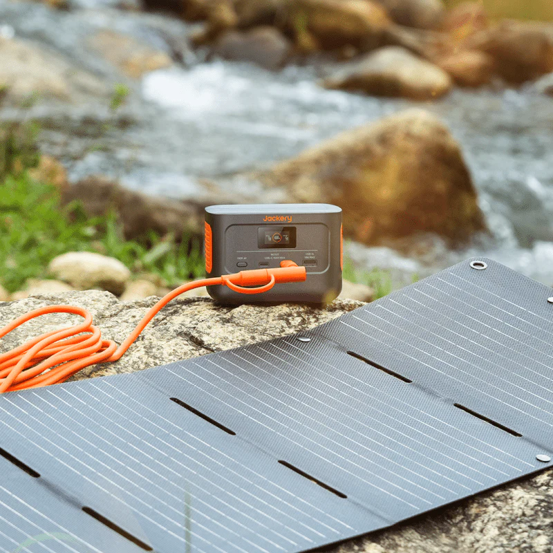 Jackery Solar Generator 100 Plus - Image 3